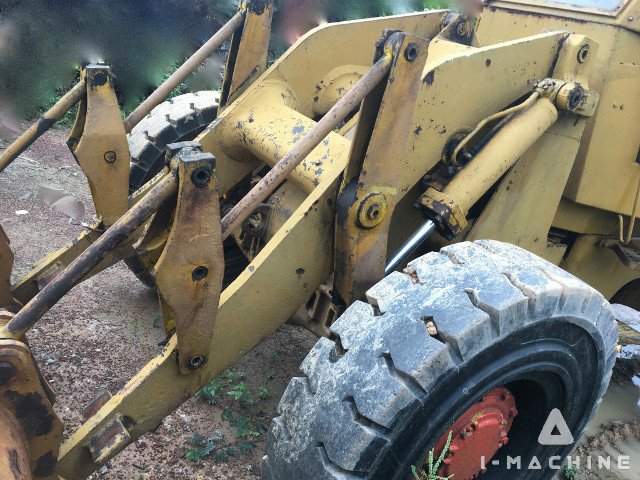 CATERPILLAR 930